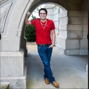 Meet your Posher, Everett